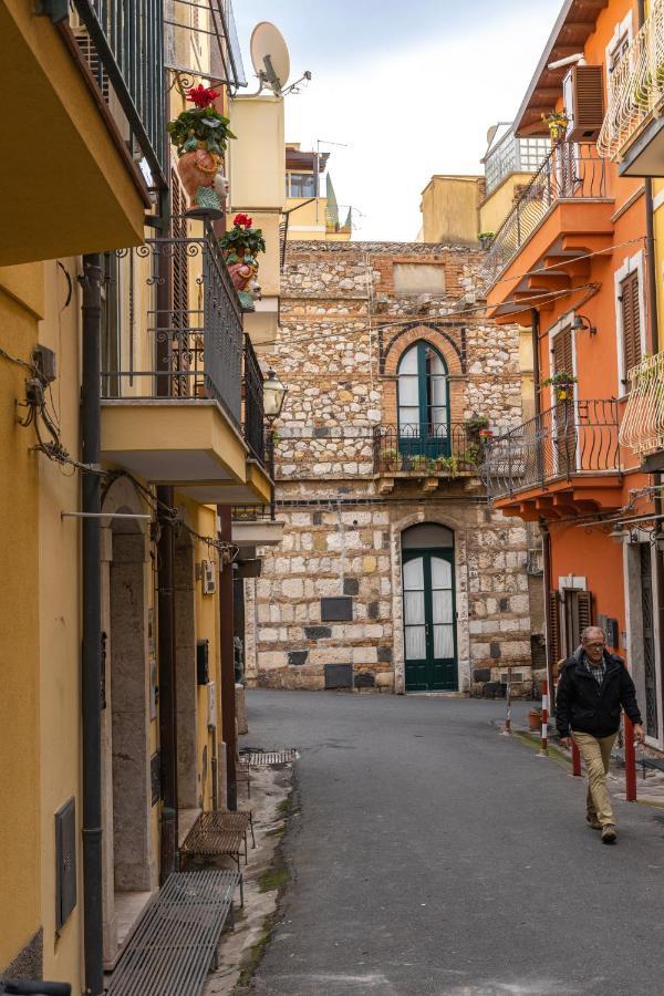 Amuni Taormina Apartment Екстериор снимка